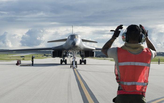 Эксперт: американские бомбардировщики - легкая мишень для российской С-400