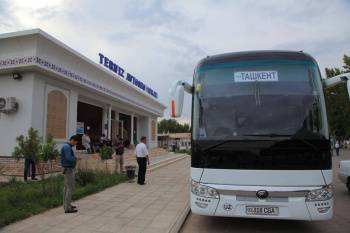В Узбекистане с 15 июня разрешено движение междугородних автобусов