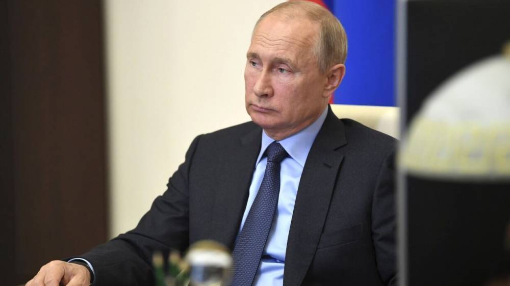 Путин проведет совещание с главами крупнейших компаний легкой промышленности