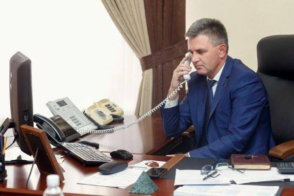Президент Приднестровья открыл границу по просьбе Додона