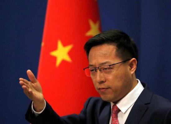 Китай одернул Британию насчет Гонконга: Грубое вмешательство в наши дела