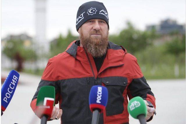 Кадыров призвал не верить слухам о «чипировании» посредством 5G вышек