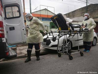 В Бразилии зафиксировано рекордное число смертей из-за коронавируса за сутки