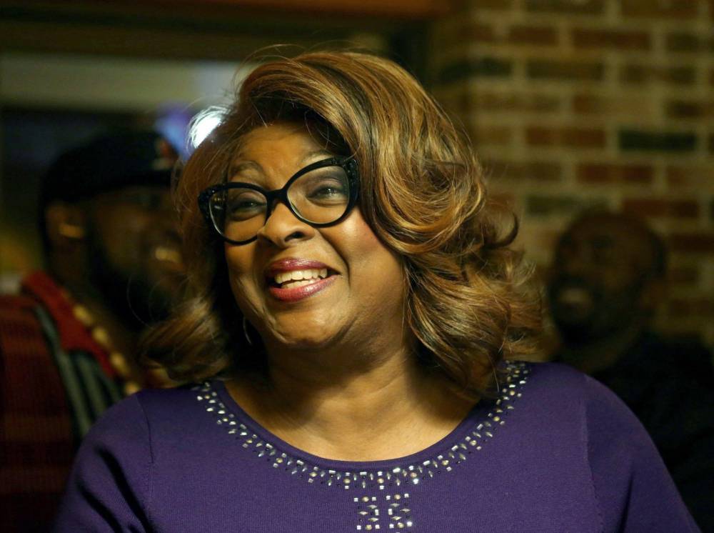 В Фергюсоне, где протестовали против расизма, мэром впервые стала чернокожая женщина