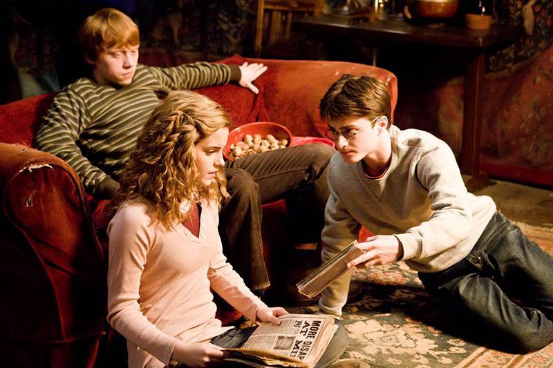 "Мы уже не так близки": Рэдклифф рассказал о дружбе с актерами из "Гарри Поттера"