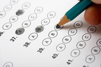 В этом году тестовые экзамены в вузы пройдут всего по двум предметам. Документы начнут принимать с 15 июня