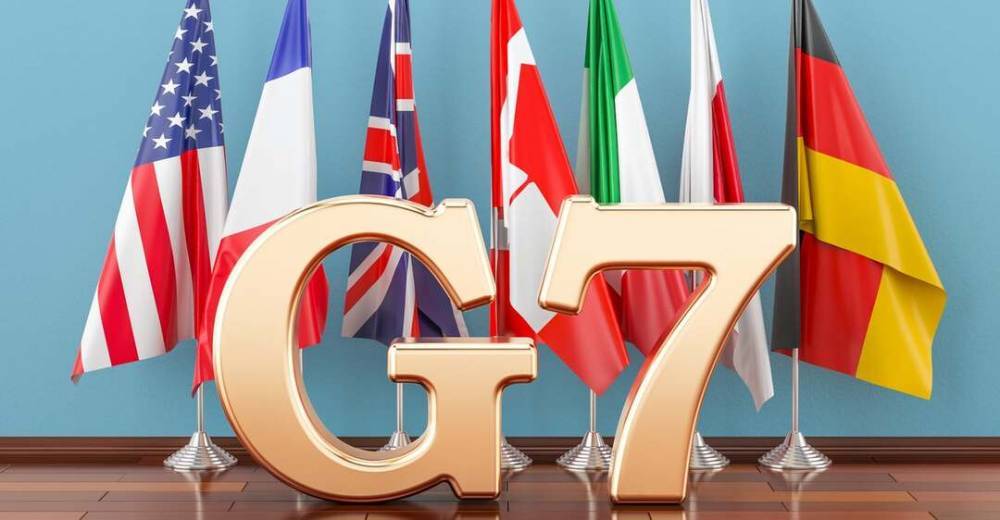 Во Франции выступили против возвращения России в G7