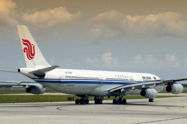 Пекин выразил сожаление из-за запрета китайским авиакомпаниям летать в США
