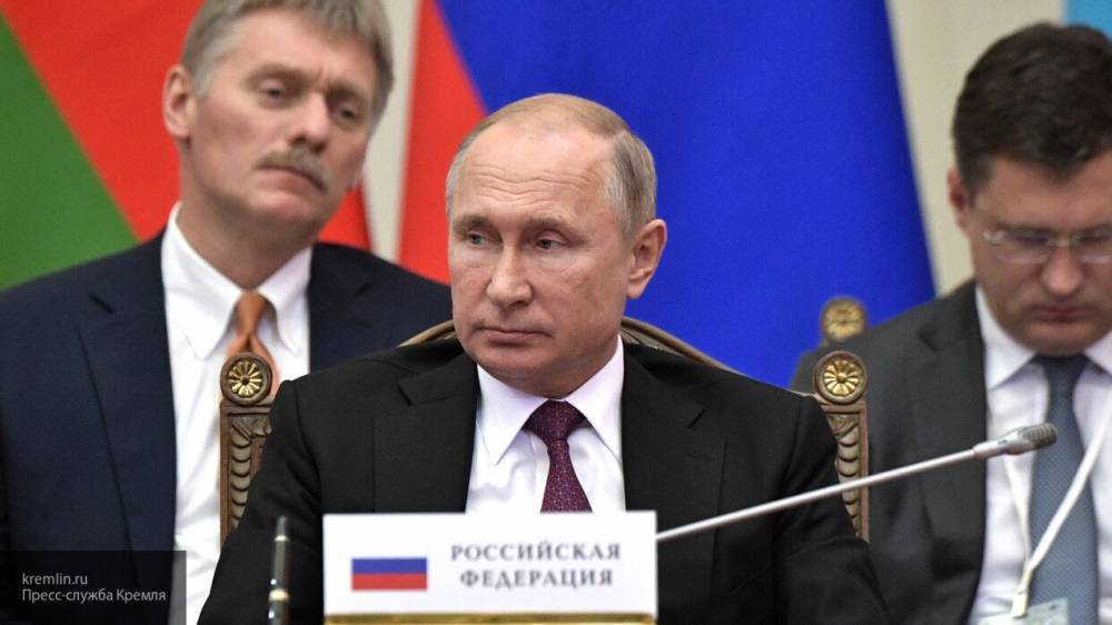 Песков сообщил, что Путин не примет участия в международном саммите по коронавирусу