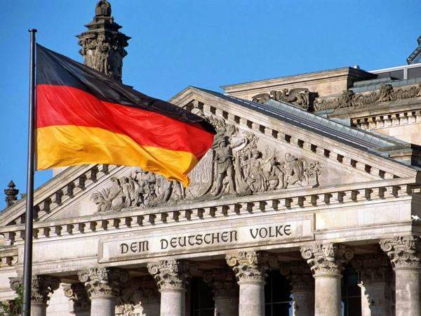 Der Spiegel: в чем секрет низкого числа новых заражений в Германии