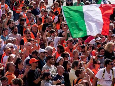 В Италии «Оранжевые жилеты» протестуют против действий правительства