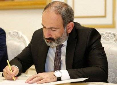 Премьер-министр Армении командировал следователя Андраника Тумагяна в Украину