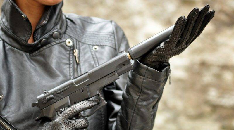 Минимум 50 пистолетов украдены во время ночного налета на магазин Калифорнии