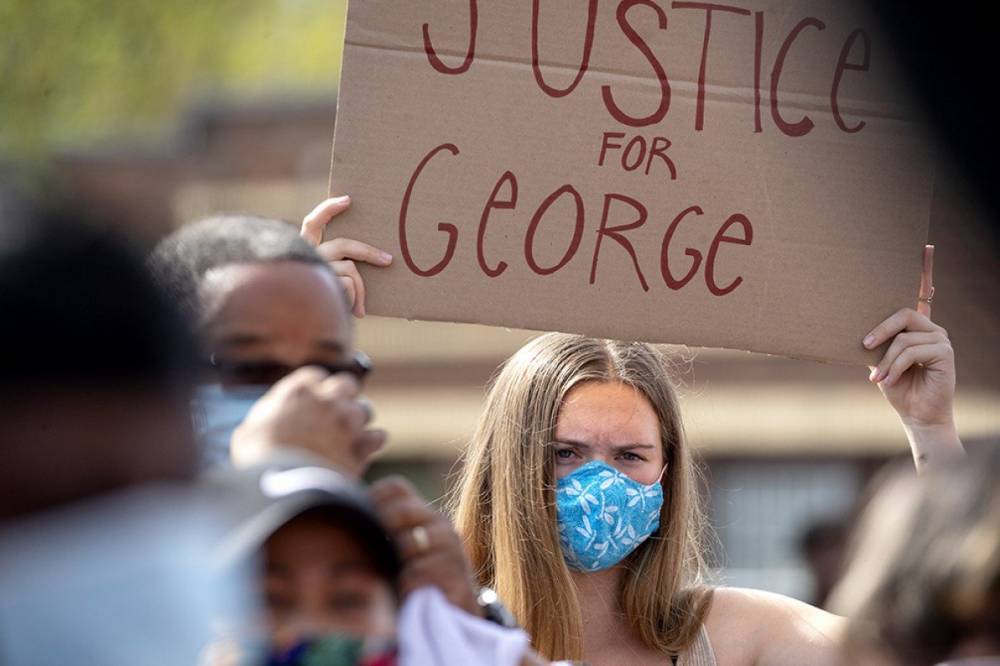 Убийство Джорджа Флойда: Полицейскому ужесточили обвинение
