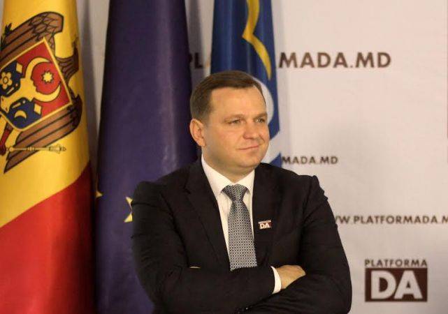 Молдавские парламентарии требуют отказаться от российского газа