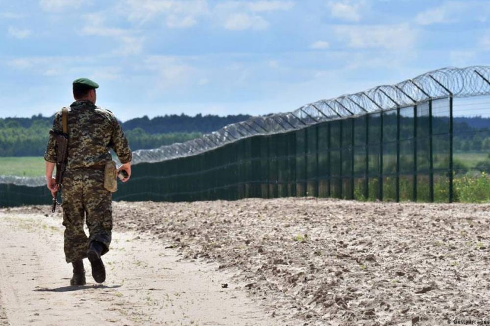 "Стена" на российско-украинской границе: Пограничники завершили строительство на 40%
