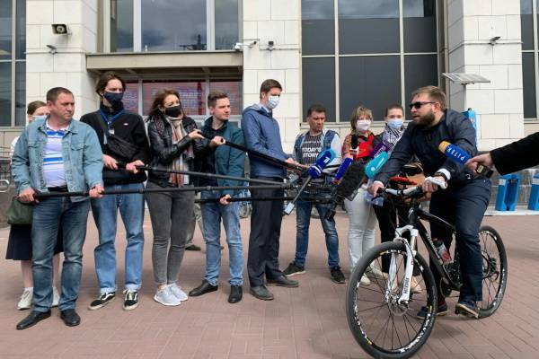 Петербуржцы отметили Всемирный день велосипеда