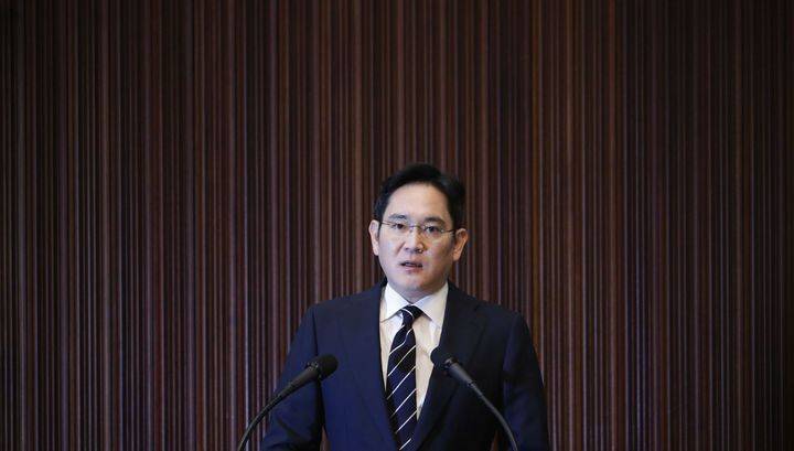 Пак Кынхе - Прокуратура Южной Кореи добивается ареста преемника главы Samsung - vesti.ru - Южная Корея