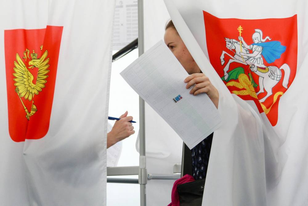 Собравшиеся прийти на голосование по Конституции россияне не боятся коронавируса