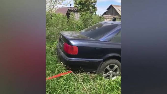 Рецидивист угнал в Петербурге иномарку для починки своей машины