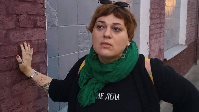 Суд отказался рассматривать задержание на пикете журналистки Анастасии Лотаревой
