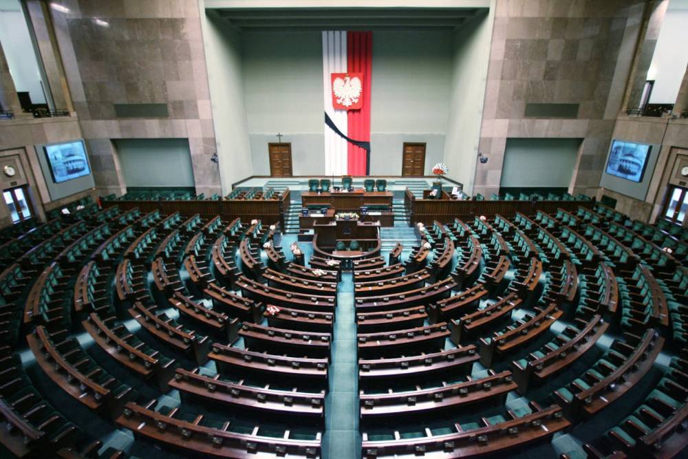 Парламент Польши вынес вотум доверия правительству