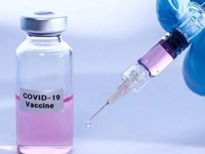 Администрация Трампа выбрала пять компаний в качестве кандидатов на производство вакцины от COVID-19