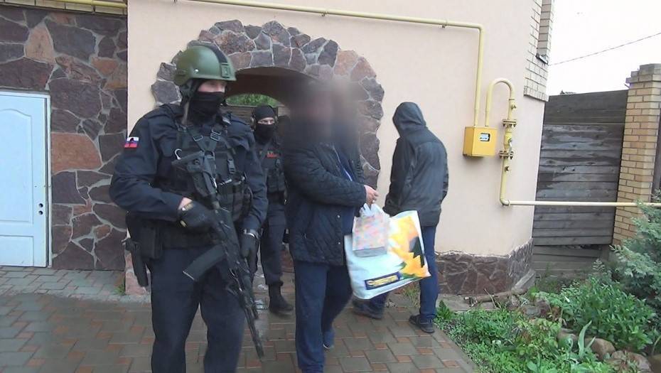 Криминального авторитета задержали в Великом Новгороде