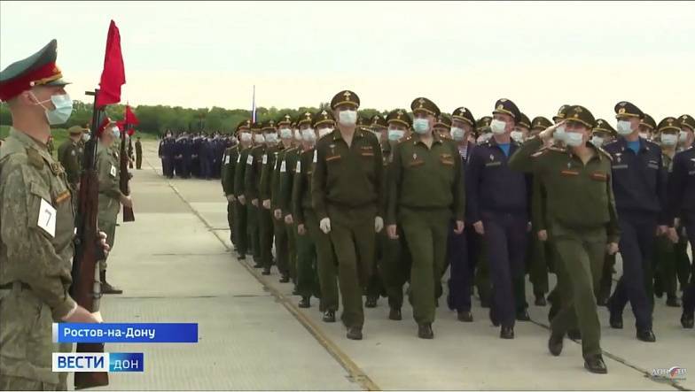 На военном аэродроме Ростова прошла первая репетиция парада Победы