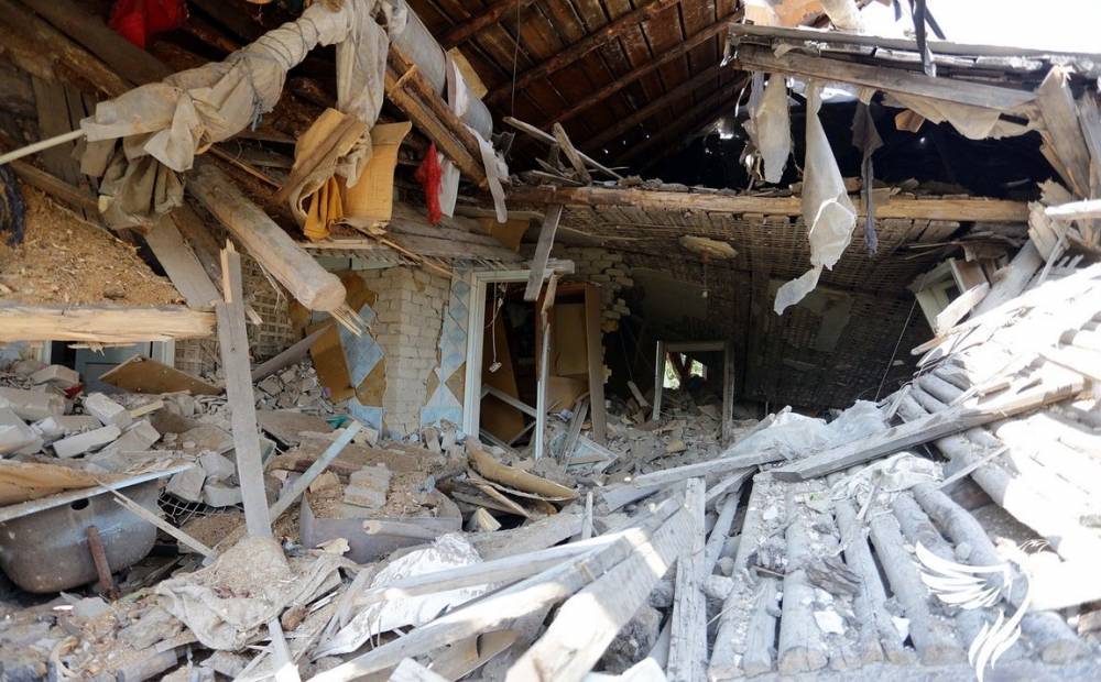 Огнем украинских боевиков повреждены два дома на западе Донецка