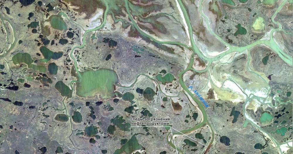 "Роскосмос" показал снимки места разлива топлива в Норильске