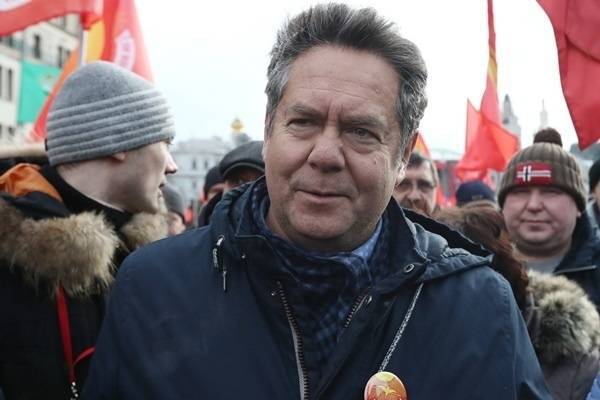 Политолога Николая Платошкина отправили под домашний арест