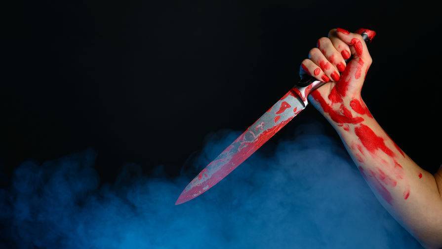 В Рязани школьница ударила ножом возлюбленного