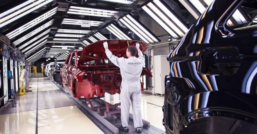 Volkswagen повысит зарплаты работникам российского завода