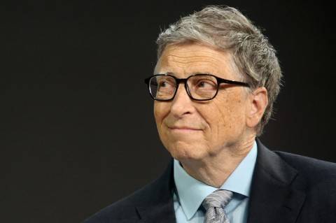 Фонд Билла Гейтса даст 100 миллионов долларов на распространение вакцины от COVID-19