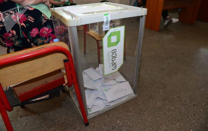 Пандемия выборам не помеха: откроются ли избирательные участки 31 октября