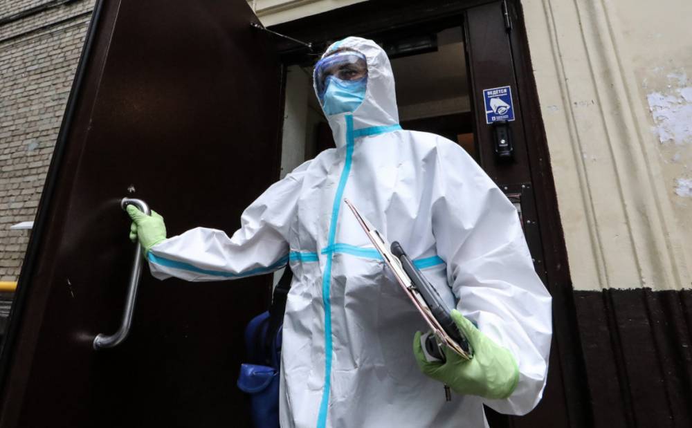В Москве по официальным данным за сутки умерли 57 человек с коронавирусом