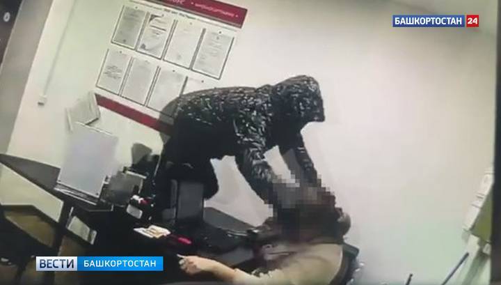 Жестокий грабитель офиса микрозаймов в Нефтекамске осужден на 4 года
