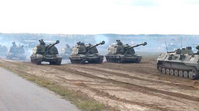 Россия усиливает группировку войск на западном направлении