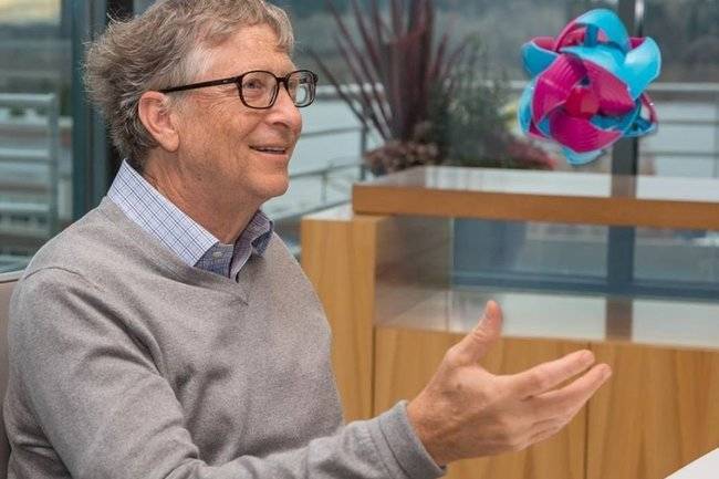 Билл Гейтс ответил на слухи о чипировании людей