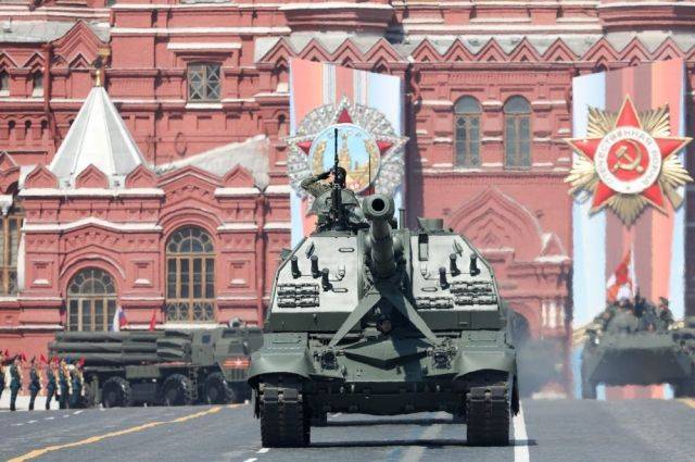 Подготовка к параду Победы началась на Красной площади в Москве