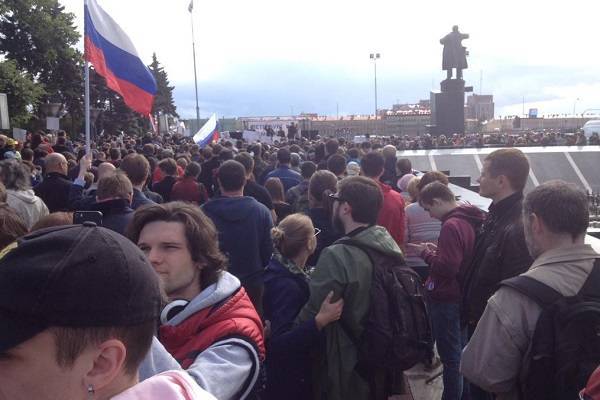 Социологи предупредили о возможности массовых протестов в России