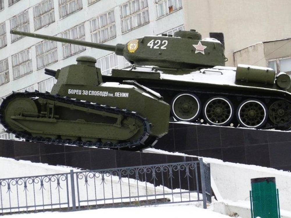 Плакаты с первым отечественным танком, собранным в Нижнем Новгороде, появятся на улицах столицы Приволжья
