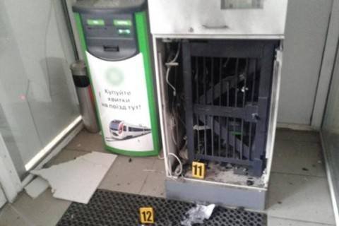 Ночью в Харькове неизвестные взорвали банкомат