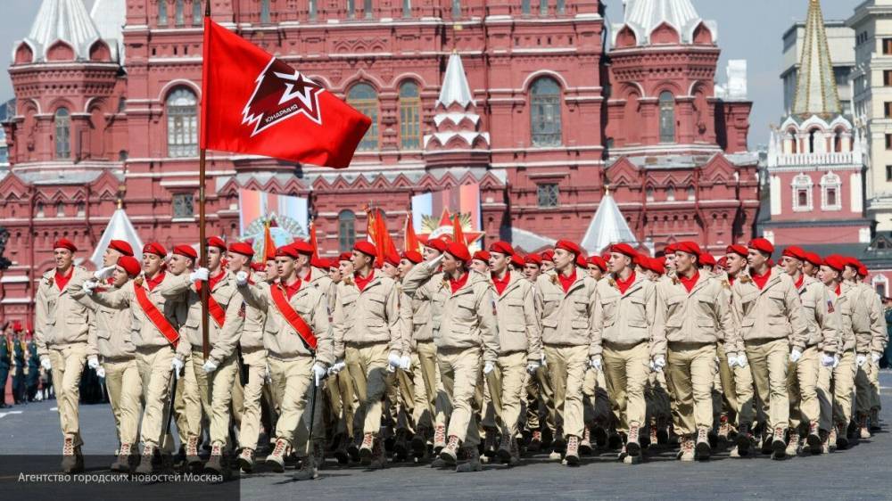 Подготовка к параду Победы стартовала на Красной площади в Москве