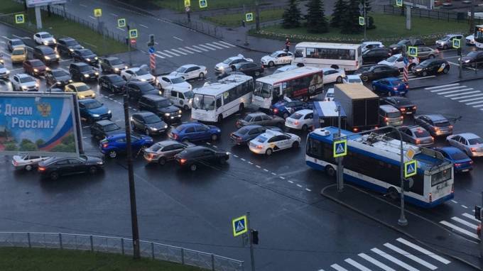 За прошедшие сутки в Петербурге и области поймали 23 нетрезвых водителя