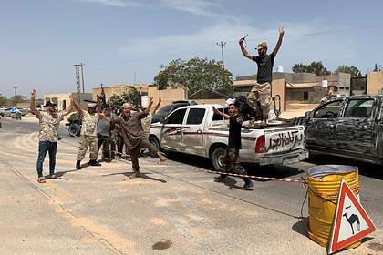Правительство Ливии захватило последний оплот сил Хафтара возле столицы