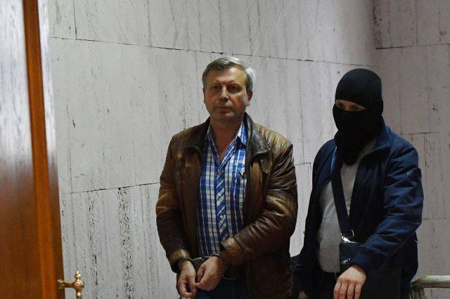 Обвиняемого в коррупции бывшего замглавы ПФР отпустили из СИЗО