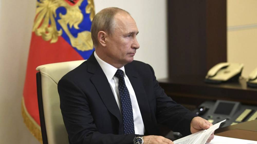 В Кремле не исключили обращение Путина к россиянам по поводу поправок к конституции