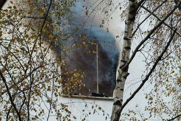 В жилом доме в Москве прогремел взрыв, погиб человек